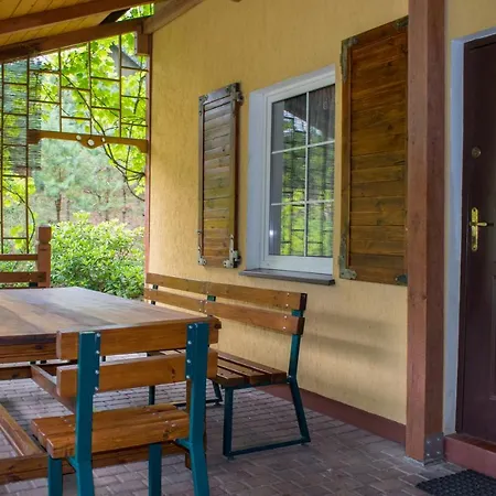 Nyaraló Nad Jeziorem Wsrod Lasow *