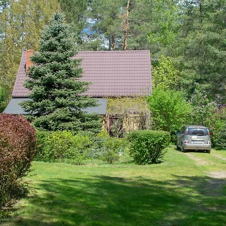 Nad Jeziorem Wsrod Lasow بيت للعطل *