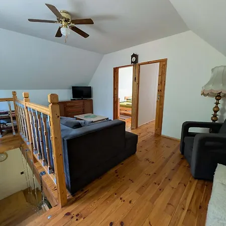 Holiday home Nad Jeziorem Wsrod Lasow Lipnica (Bytow)