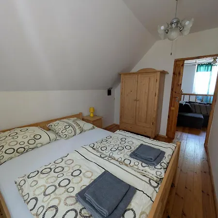 Holiday home Nad Jeziorem Wsrod Lasow Lipnica (Bytow)