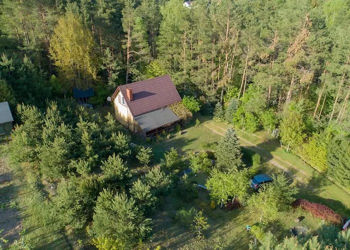 بيت للعطل Nad Jeziorem Wsrod Lasow *